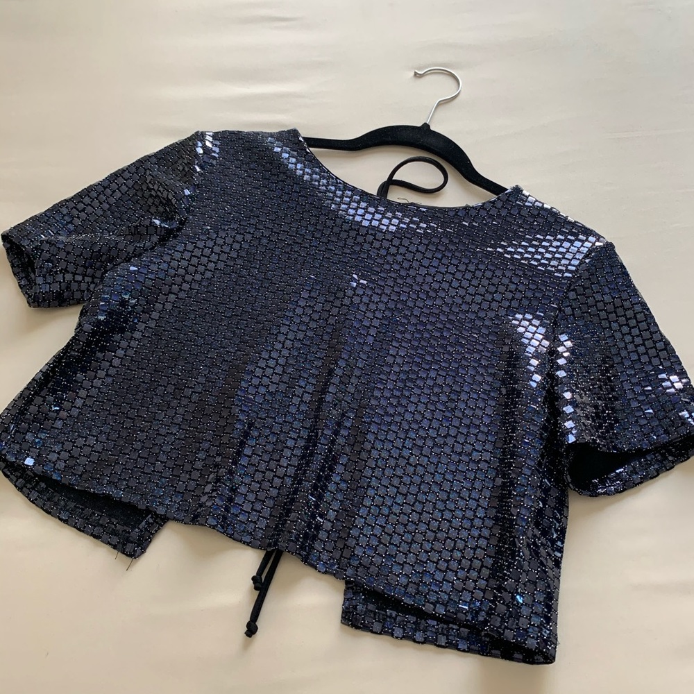 Cropped Shimmery Party Shirt